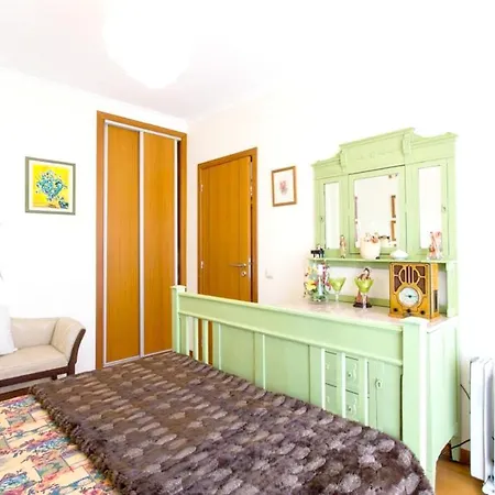 House With 3 Bedrooms In With Wonderful Mountain View Furnished Balcony And Wifi 18 Km From The Beach Prázdninový dům Alcobaça